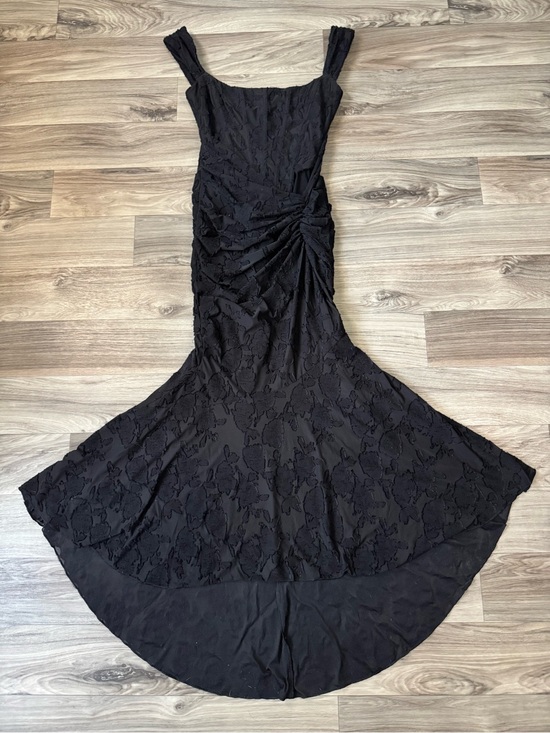 House of CB Dresses & Skirts - House of Cb Cesca Floral Ruched High-Low Dress in Black Size Medium